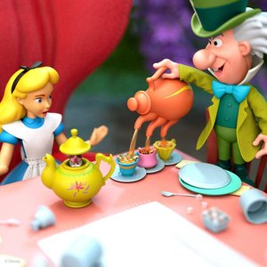 Alice im Wunderland: The Tea Time Mad Hatter