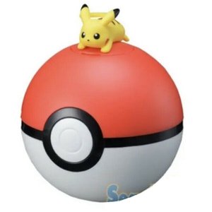 Pokémon: Pikachu auf Pokeball