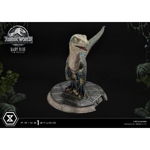 Jurassic World - Prime Collectibles: Baby Blue 1/2