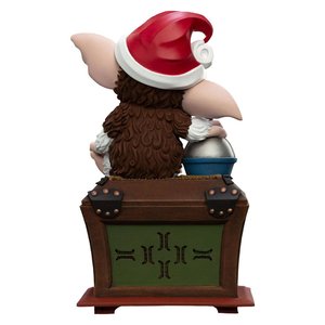 Gremlins: Gizmo with Santa Hat - Limited Edition