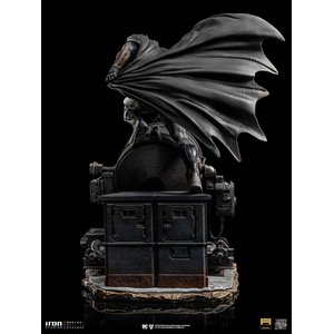 Zack Snyder's Justice League - Deluxe Art Scale: Batman on Batsignal - 1/10