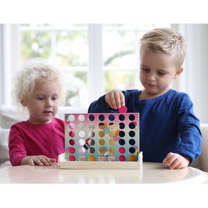 Hello Kitty: Forza quattro