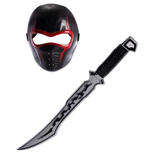 Ninja: maschera e spada